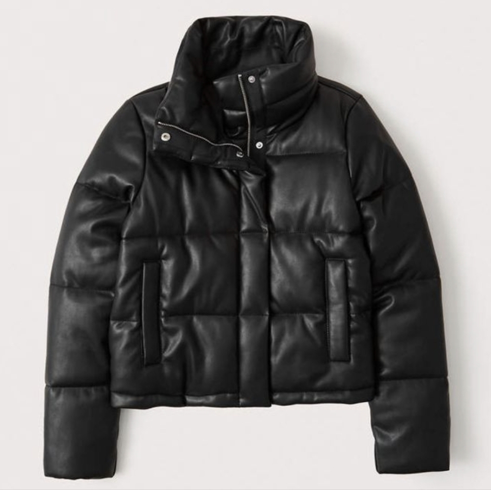 Abercrombie & Fitch Women's Black Puffer Jacket